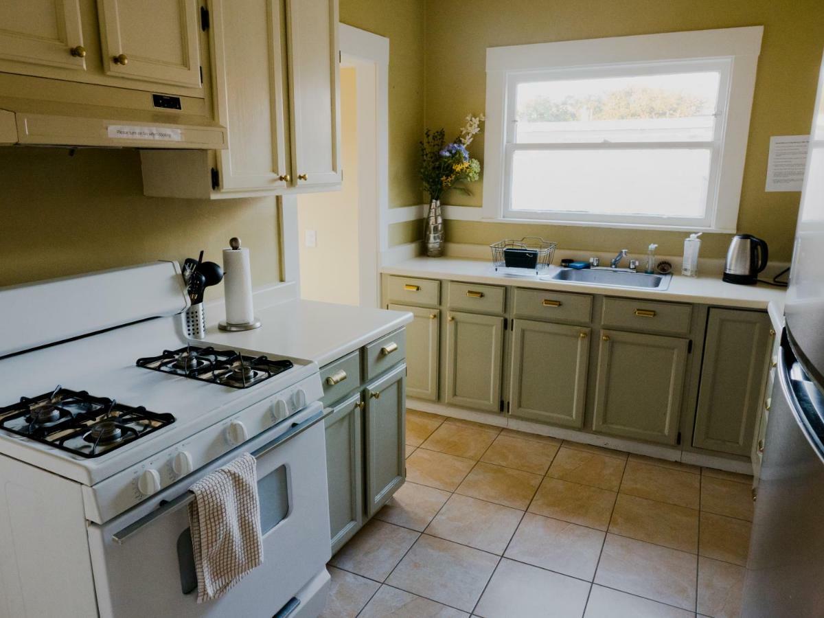 Spacious, Sunny House In Berkeley/oakland Rockridge Oakland