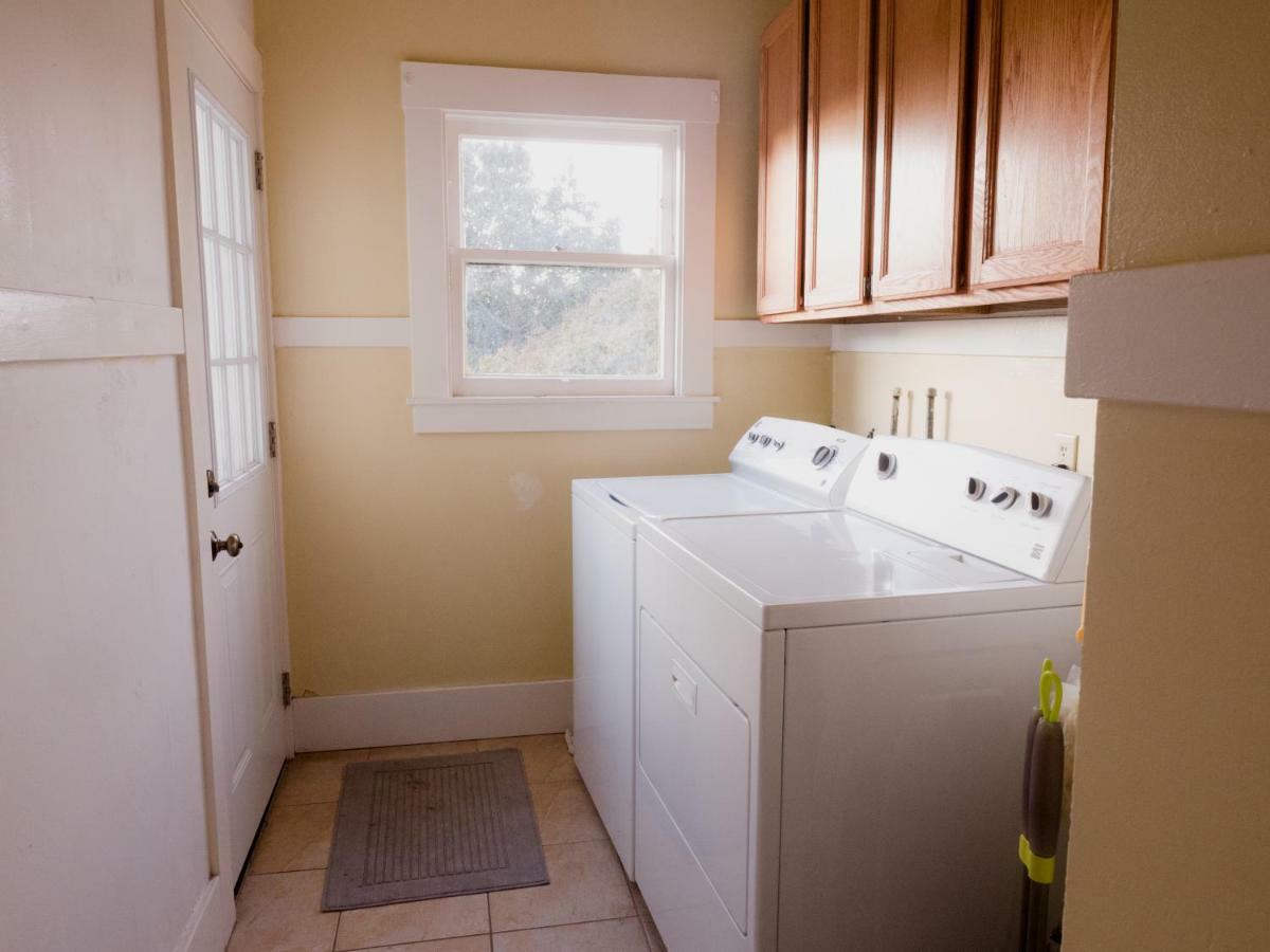 Spacious, Sunny House In Berkeley/oakland Rockridge Hébergement de vacances Oakland